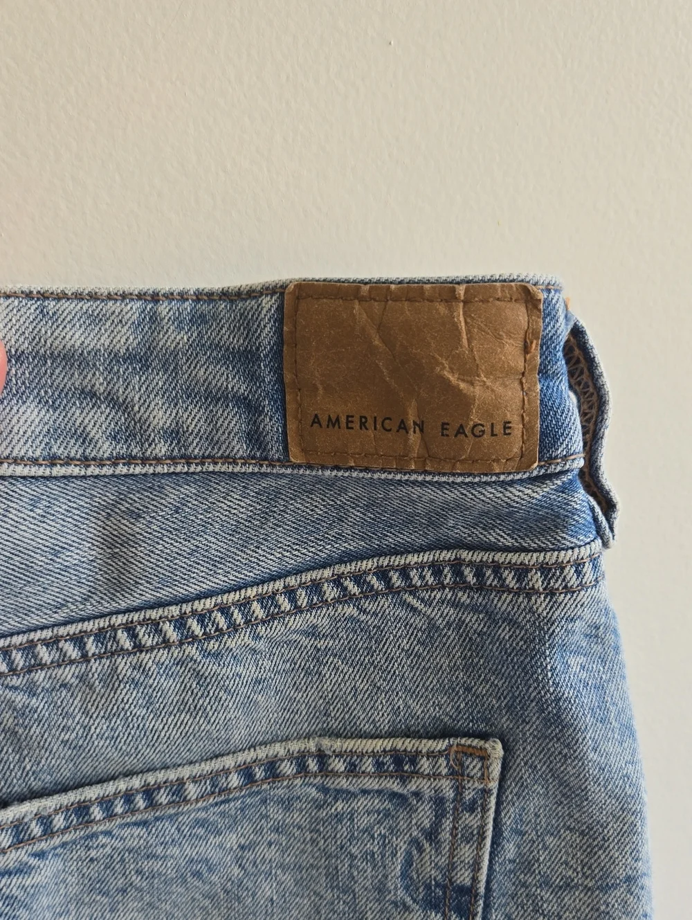 American Eagle Baggy Mom Short High Rise Distressed Denim AE Size 4